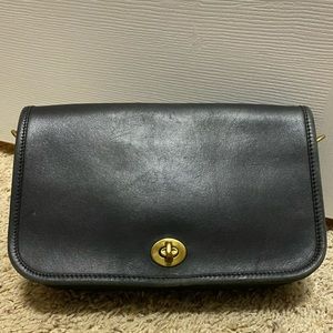 Vintage coach crossbody bag
